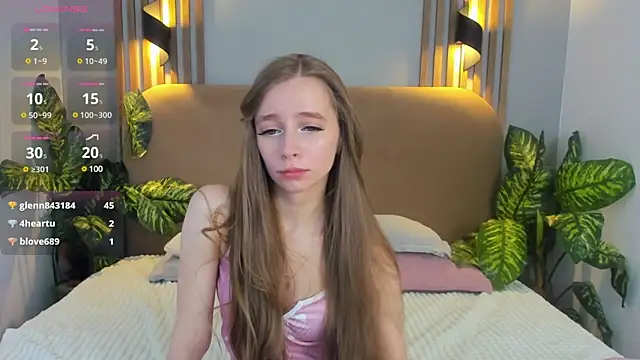 Amy Waynee online show from 03-23-25, 01:31