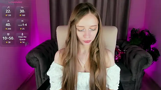 Amy Waynee online show from 11-13-25, 05:12