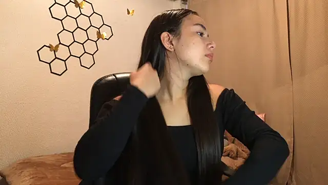 amelia hall online show from 11-04-25, 12:48