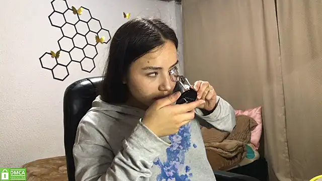 amelia hall online show from 11-18-25, 12:53