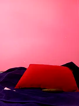 Snapshot of chahoda246 chatting on 09-17-25, 10:39 chahoda246 online show from 09-17-25, 10:39