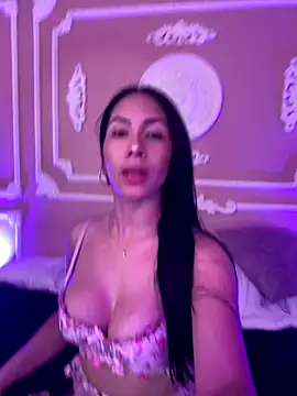 ArianaReynoldss online show from 09-25-25, 07:39