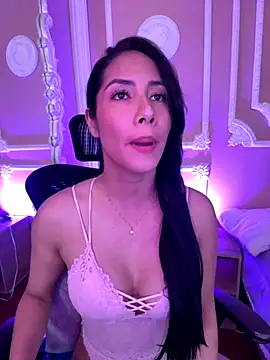 ArianaReynoldss online show from 10-02-25, 07:43