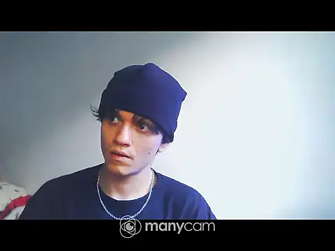 Snapshot of santihot089 chatting on 10-16-25, 09:49 santihot089 online show from 10-16-25, 09:49