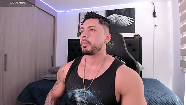 santi aesthetic online show from 02-03-26, 02:44