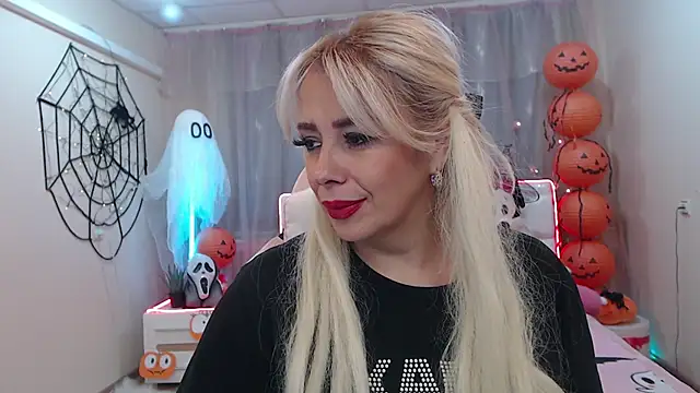 KatrinaCharm online show from 10-13-25, 12:16