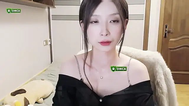 Snapshot of ke-le chatting on 09-28-25, 03:28 ke-le online show from 09-28-25, 03:28