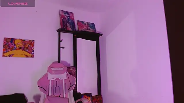 SharaRoss1 online show from 11-01-25, 02:24