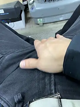 m4m4m4m online show from 11-21-25, 08:24