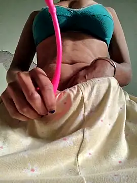 Desi Bhabi 01 online show from 12-01-25, 03:33