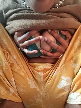 Desi Bhabi 01 online show from 01-19-26, 03:10