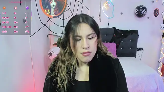 Snapshot of saaya_tay chatting on 10-29-25, 03:09 saaya tay online show from 10-29-25, 03:09