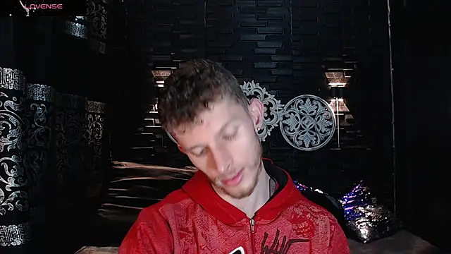 Snapshot of andrewxbi chatting on 10-17-25, 11:02 andrewxbi online show from 10-17-25, 11:02