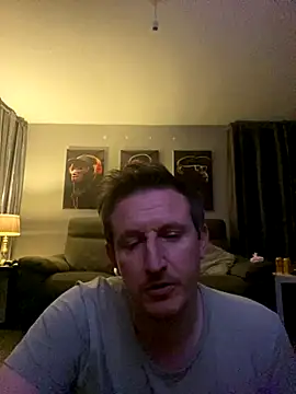 Snapshot of Tommyglasgow1983 chatting on 10-22-25, 04:13 Tommyglasgow1983 online show from 10-22-25, 04:13