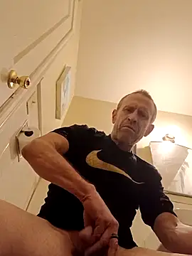 moasslicker online show from 03-20-25, 05:57