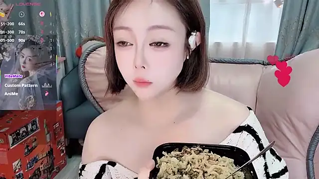 Snapshot of Meng-MM chatting on 09-28-25, 04:29 Meng-MM online show from 09-28-25, 04:29