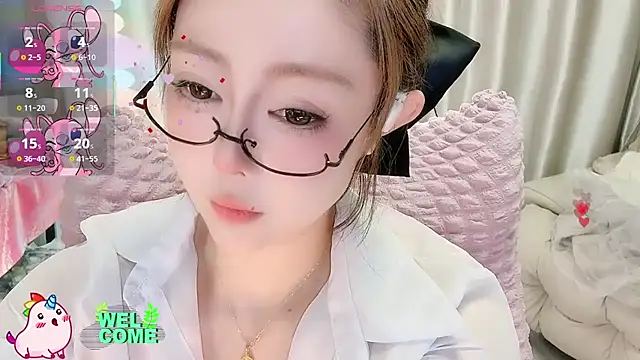 Snapshot of Meng-MM chatting on 10-30-25, 06:15 Meng-MM online show from 10-30-25, 06:15