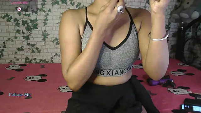 Trishna love online show from 10-19-25, 03:18