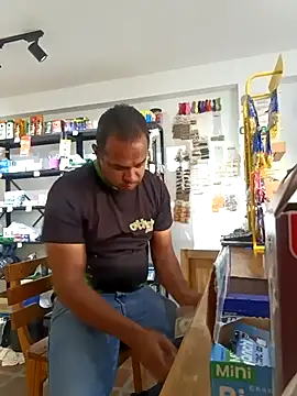 elnegro707070 online show from 10-28-25, 11:03