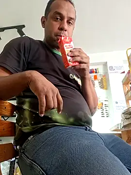 elnegro707070 online show from 01-17-26, 03:39