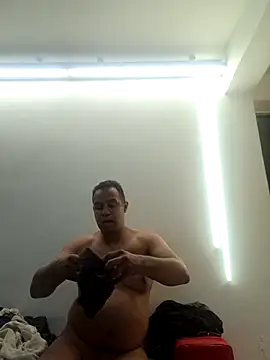 elnegro707070 online show from 03-06-26, 11:45