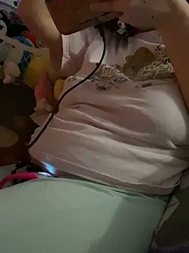 w3tkittty online show from 02-13-26, 06:42