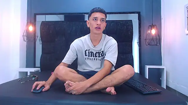 Matt Ruso online show from 10-11-25, 06:17