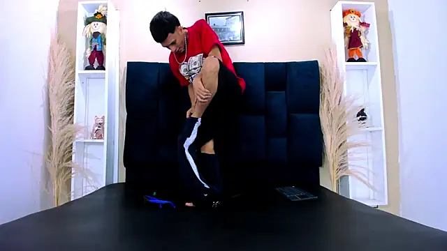 Matt Ruso online show from 11-15-25, 01:47