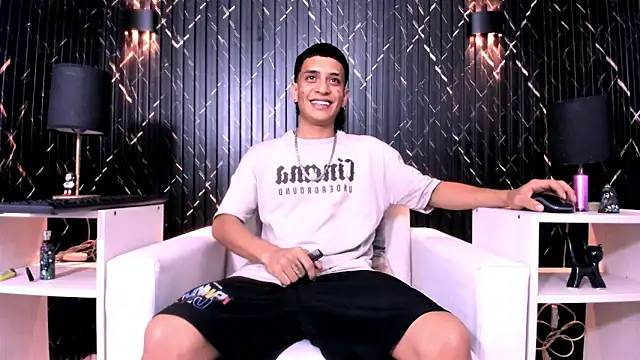 Matt Ruso online show from 11-20-25, 03:50