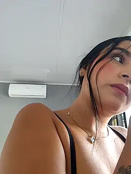 Rosa Warreen  online show from 10-20-25, 12:49