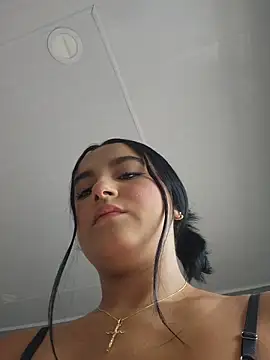 Rosa Warreen  online show from 11-16-25, 03:17