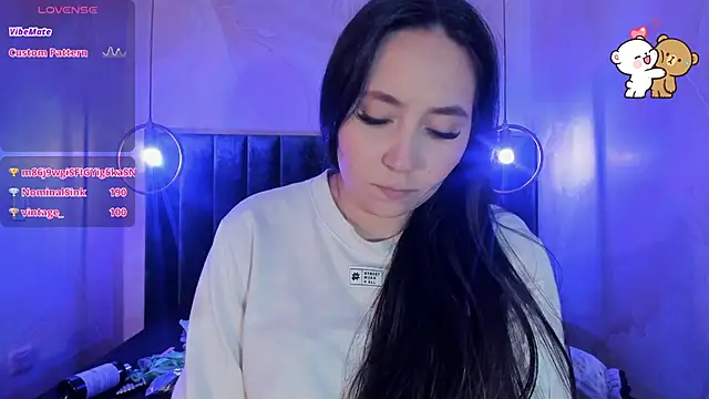 Snapshot of AlissaJoness chatting on 09-12-25, 03:23 AlissaJoness online show from 09-12-25, 03:23