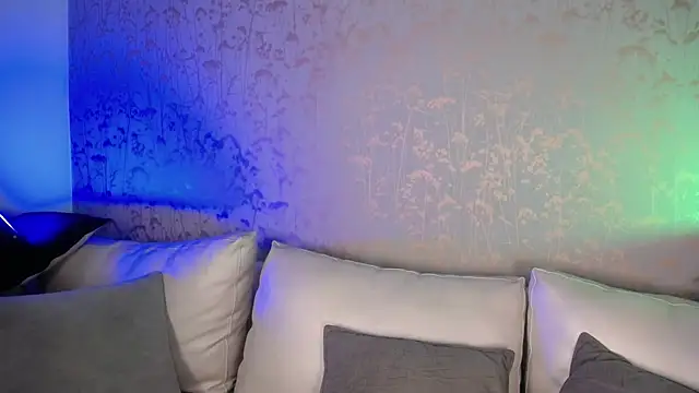 Snapshot of Robbin_Blaze chatting on 01-17-26, 04:39 Robbin Blaze online show from 01-17-26, 04:39