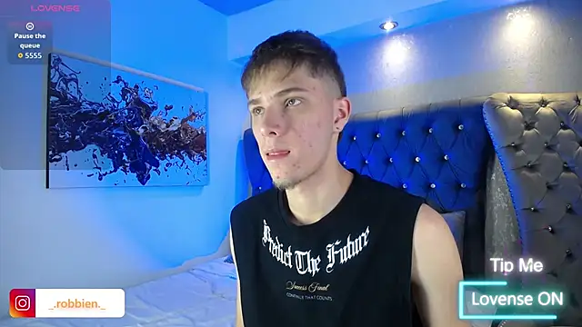 Snapshot of Robbin_Blaze chatting on 02-26-26, 05:17 Robbin Blaze online show from 02-26-26, 05:17