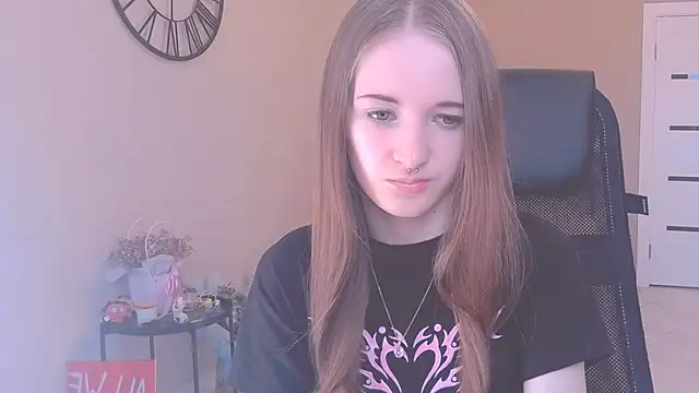 KateKayer online show from 09-16-25, 08:48