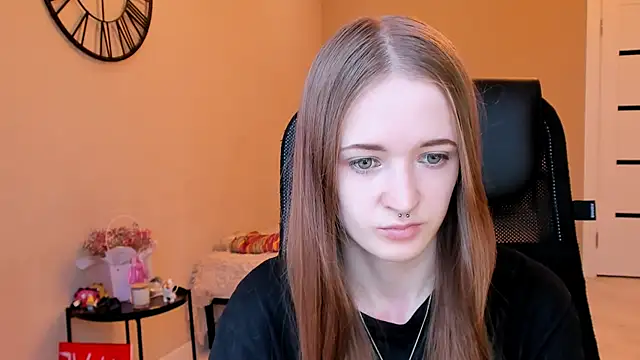 KateKayer online show from 10-24-25, 10:00