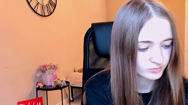 KateKayer online show from 10-27-25, 10:52