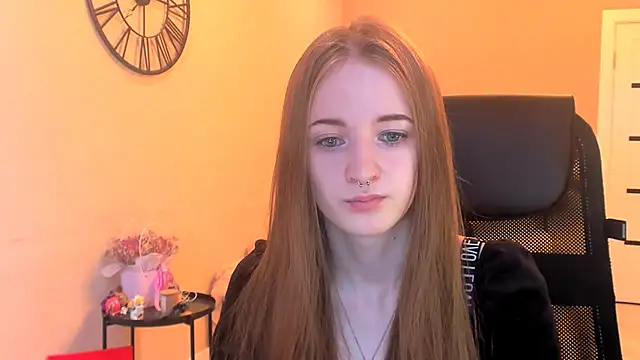 KateKayer online show from 11-14-25, 10:25