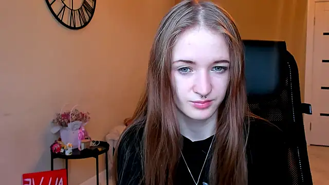 KateKayer online show from 11-18-25, 11:25