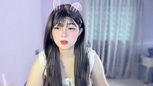 Snapshot of yuki3366 chatting on 10-10-25, 08:35 yuki3366 online show from 10-10-25, 08:35