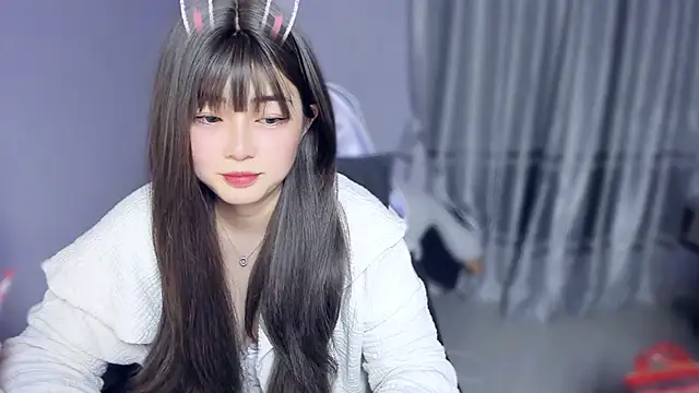 Snapshot of yuki3366 chatting on 11-10-25, 01:32 yuki3366 online show from 11-10-25, 01:32