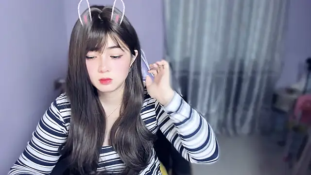 Snapshot of yuki3366 chatting on 11-18-25, 04:39 yuki3366 online show from 11-18-25, 04:39