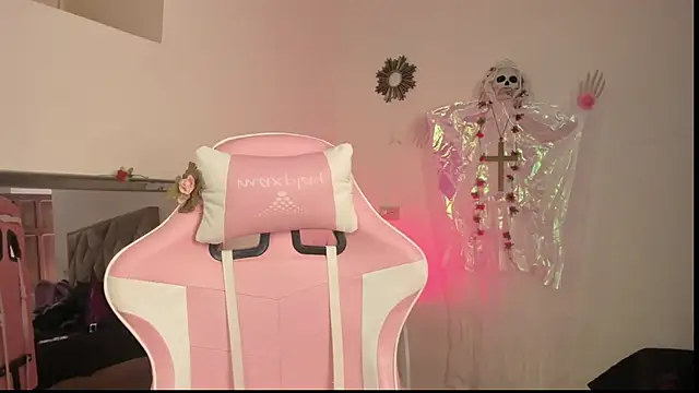 Paprika  online show from 10-26-25, 06:36