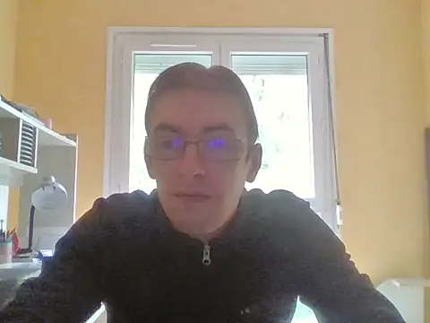 Snapshot of SimonCamden0062 chatting on 09-14-25, 03:00 SimonCamden0062 online show from 09-14-25, 03:00