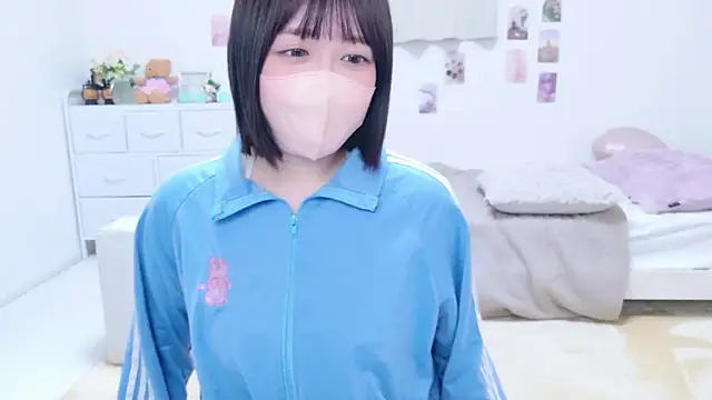  suika  online show from 03-11-26, 11:05