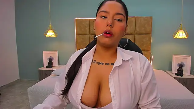 NaniXoxo18 online show from 11-11-25, 01:11