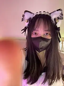 love-uiui online show from 10-23-25, 12:26