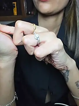 Isha Sax online show from 03-20-26, 06:35