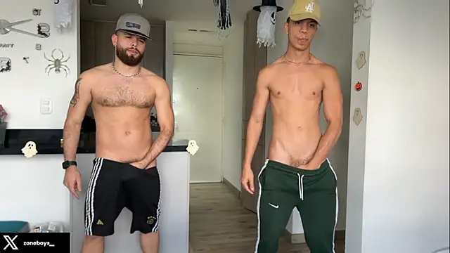 Snapshot of zoneboys chatting on 10-08-25, 09:23 zoneboys online show from 10-08-25, 09:23