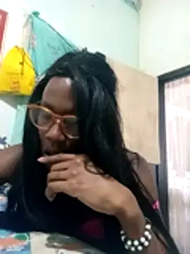 fresita346 online show from 11-18-25, 06:12